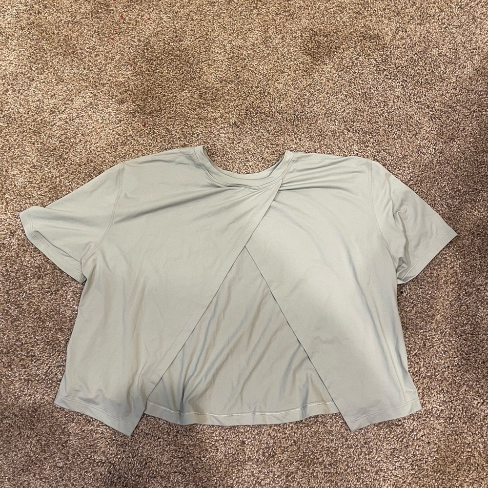 lululemon athletica Women's Short Sleeve Tee - Picture 3 of 5